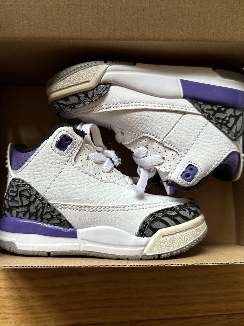Jordan 3 Retro "Dark Iris" Toddler Sneakers Size 5C